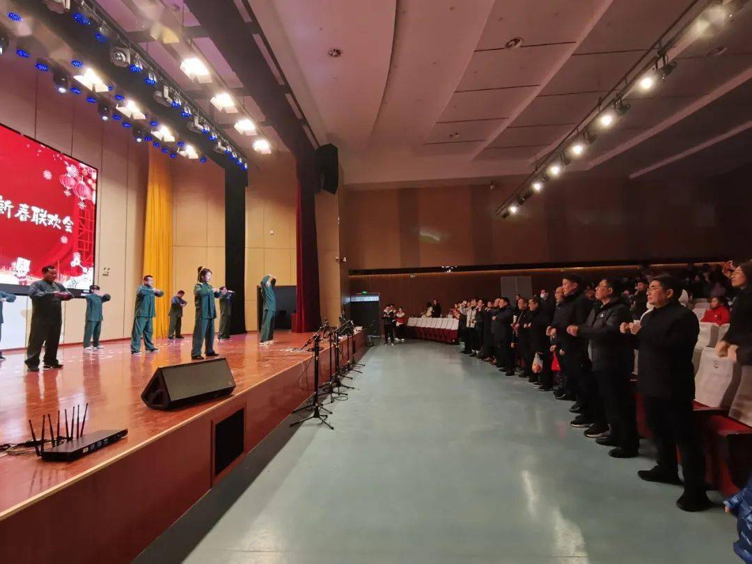 新春第一会 奋楫启新程 中国再保召开2024年工作会议