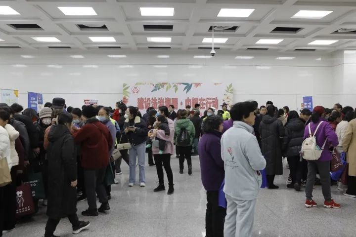 养老金融服务：长江养老在您身边 一路温暖护航