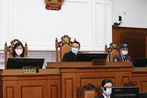 首例保代被判承担连带赔偿责任案向市场传递出了什么信号？