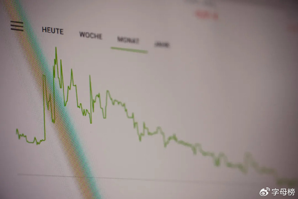 “美股七雄”格局受挑战 外资看多中国AI