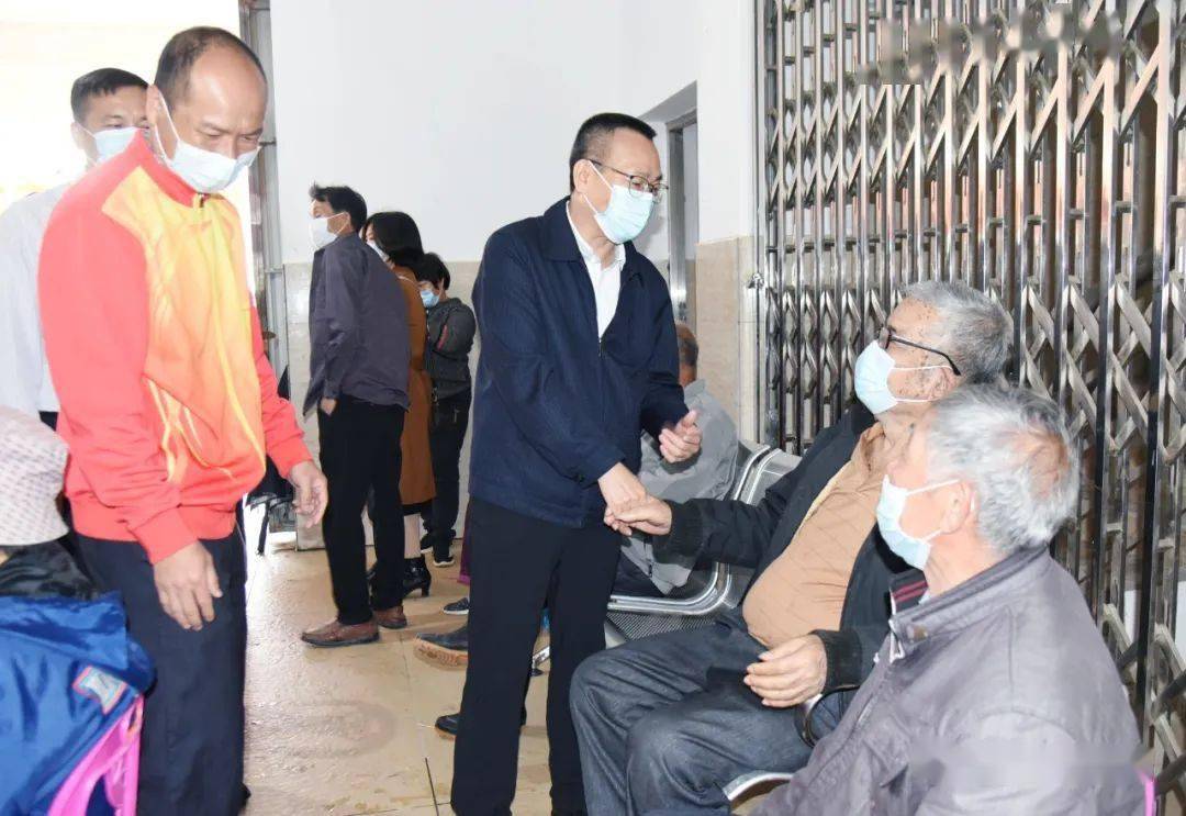 谢仕荣：跨越一甲子的保险之路