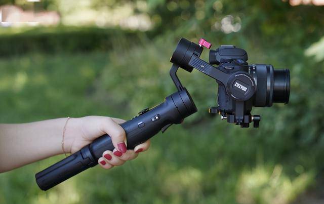 做好“减震器”“稳定器” “十四五”期间保险业保障能力持续提高